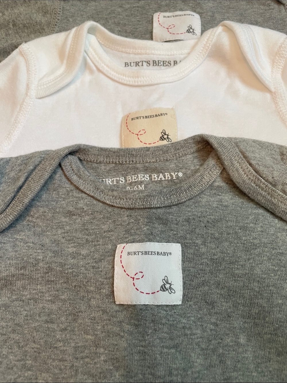 Burt’s Bees Baby Gown 4pc Organic Cotton 0-6M Gray White - Picture 3 of 3